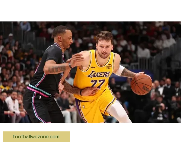 湖人逆转热火豪取八连胜东契奇狂飙六十新高詹姆斯三双再创新纪录